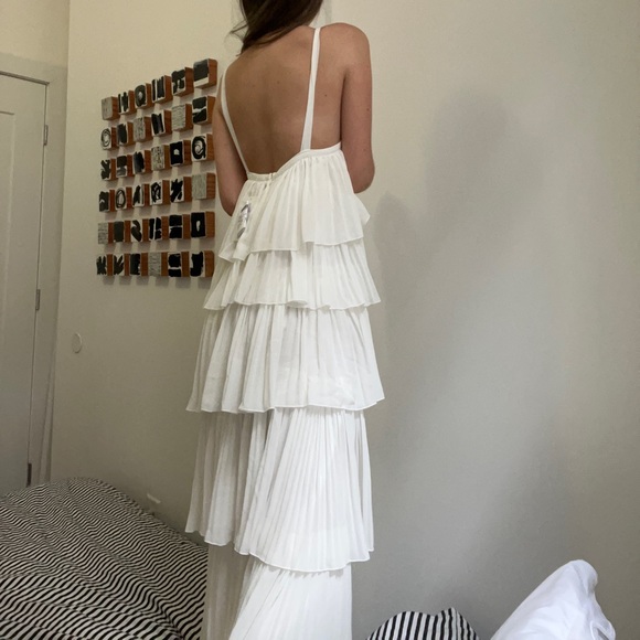 L’IDÉE Tiered Ruffle Maxi Dress - Picture 4 of 4
